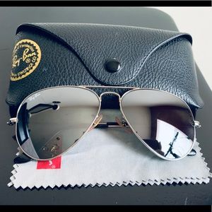 Ray-Ban Aviator RB3025 55-14-135 / Silver-Mirrored